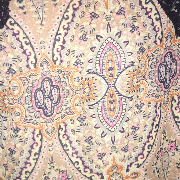 pattern blouse - Picture 3 of 5